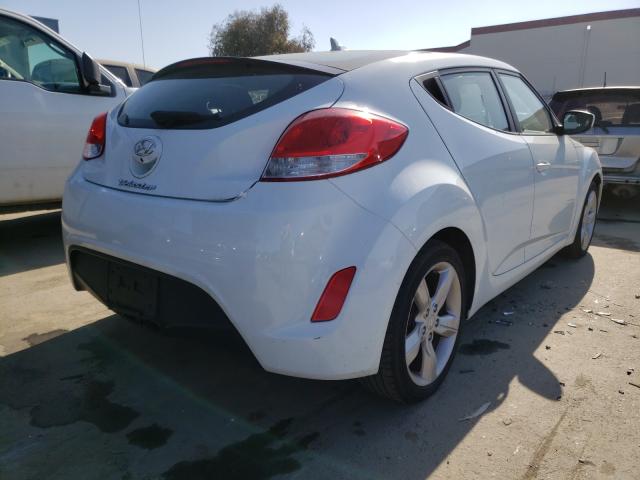 Photo 3 VIN: KMHTC6AD7FU245139 - HYUNDAI VELOSTER 