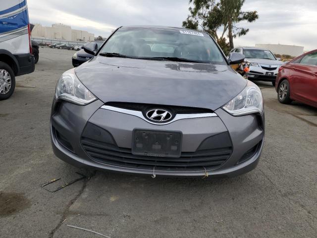 Photo 4 VIN: KMHTC6AD7FU245237 - HYUNDAI VELOSTER 