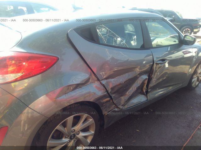 Photo 5 VIN: KMHTC6AD7GU268728 - HYUNDAI VELOSTER 