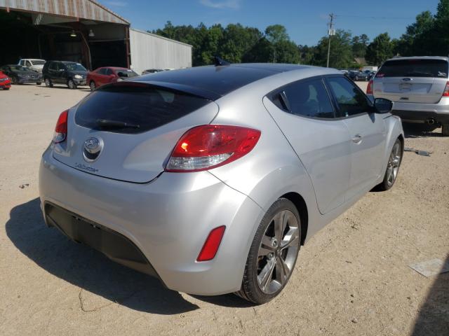 Photo 3 VIN: KMHTC6AD7GU270639 - HYUNDAI VELOSTER 