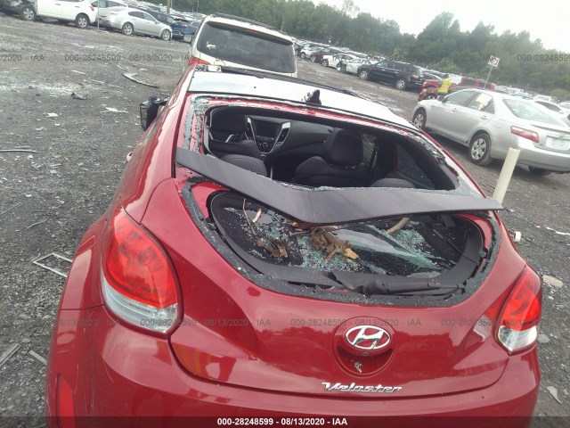 Photo 5 VIN: KMHTC6AD7GU298263 - HYUNDAI VELOSTER 