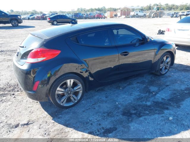 Photo 3 VIN: KMHTC6AD7GU298845 - HYUNDAI VELOSTER 