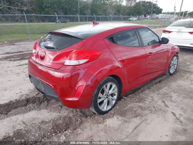 Photo 3 VIN: KMHTC6AD7HU305939 - HYUNDAI VELOSTER 