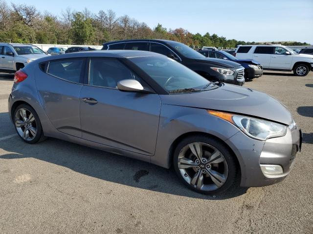 Photo 3 VIN: KMHTC6AD8CU021731 - HYUNDAI VELOSTER 