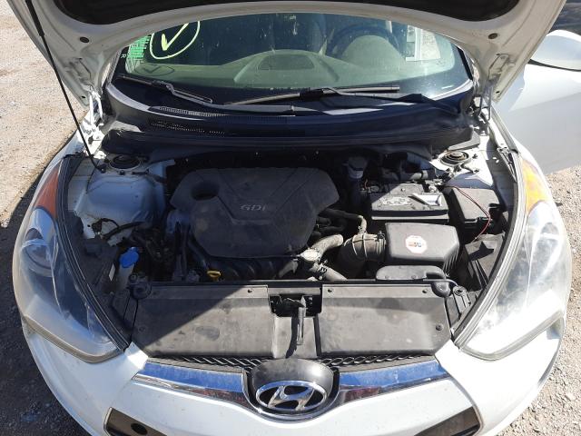 Photo 6 VIN: KMHTC6AD8CU022538 - HYUNDAI VELOSTER 