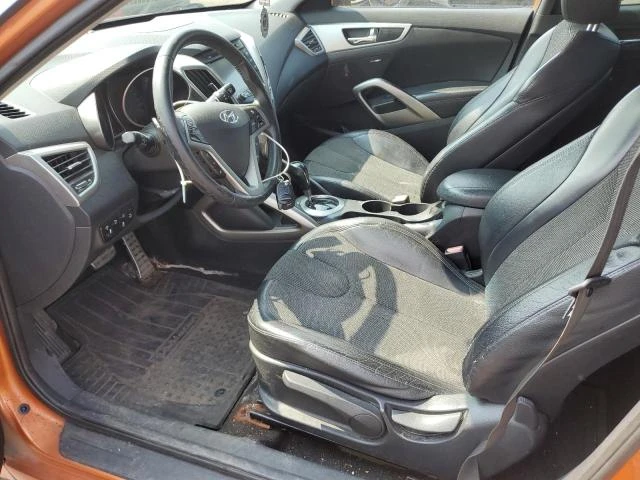 Photo 6 VIN: KMHTC6AD8CU025813 - HYUNDAI VELOSTER 