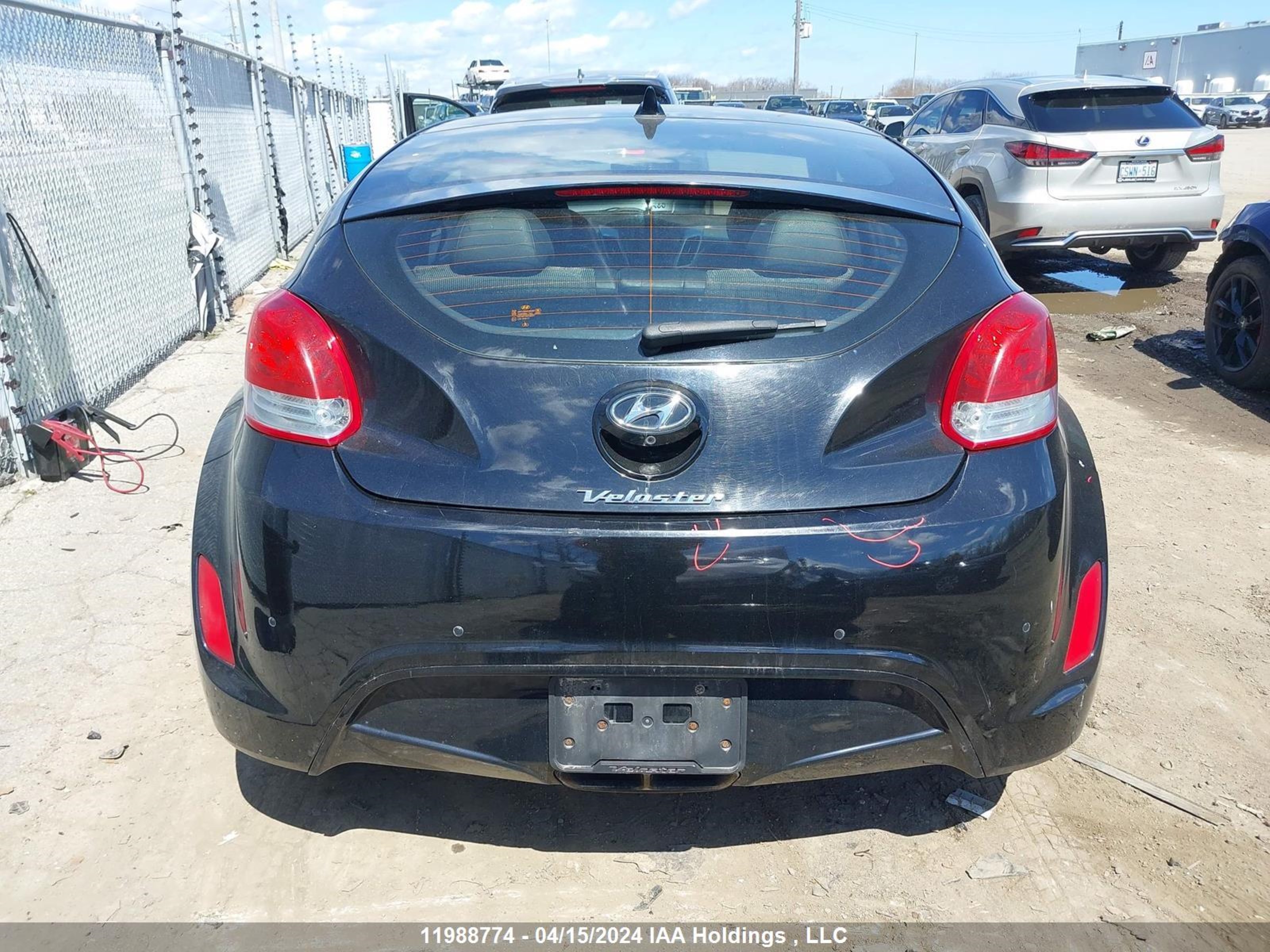 Photo 16 VIN: KMHTC6AD8CU025858 - HYUNDAI VELOSTER 