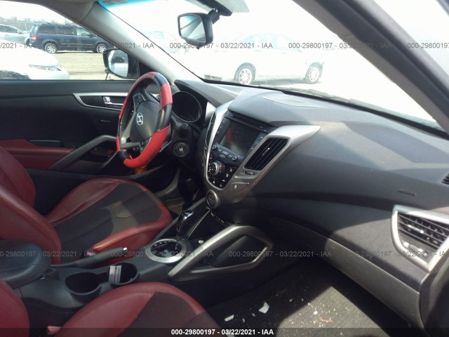 Photo 4 VIN: KMHTC6AD8CU035371 - HYUNDAI VELOSTER 