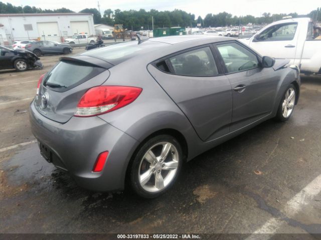 Photo 3 VIN: KMHTC6AD8CU051604 - HYUNDAI VELOSTER 