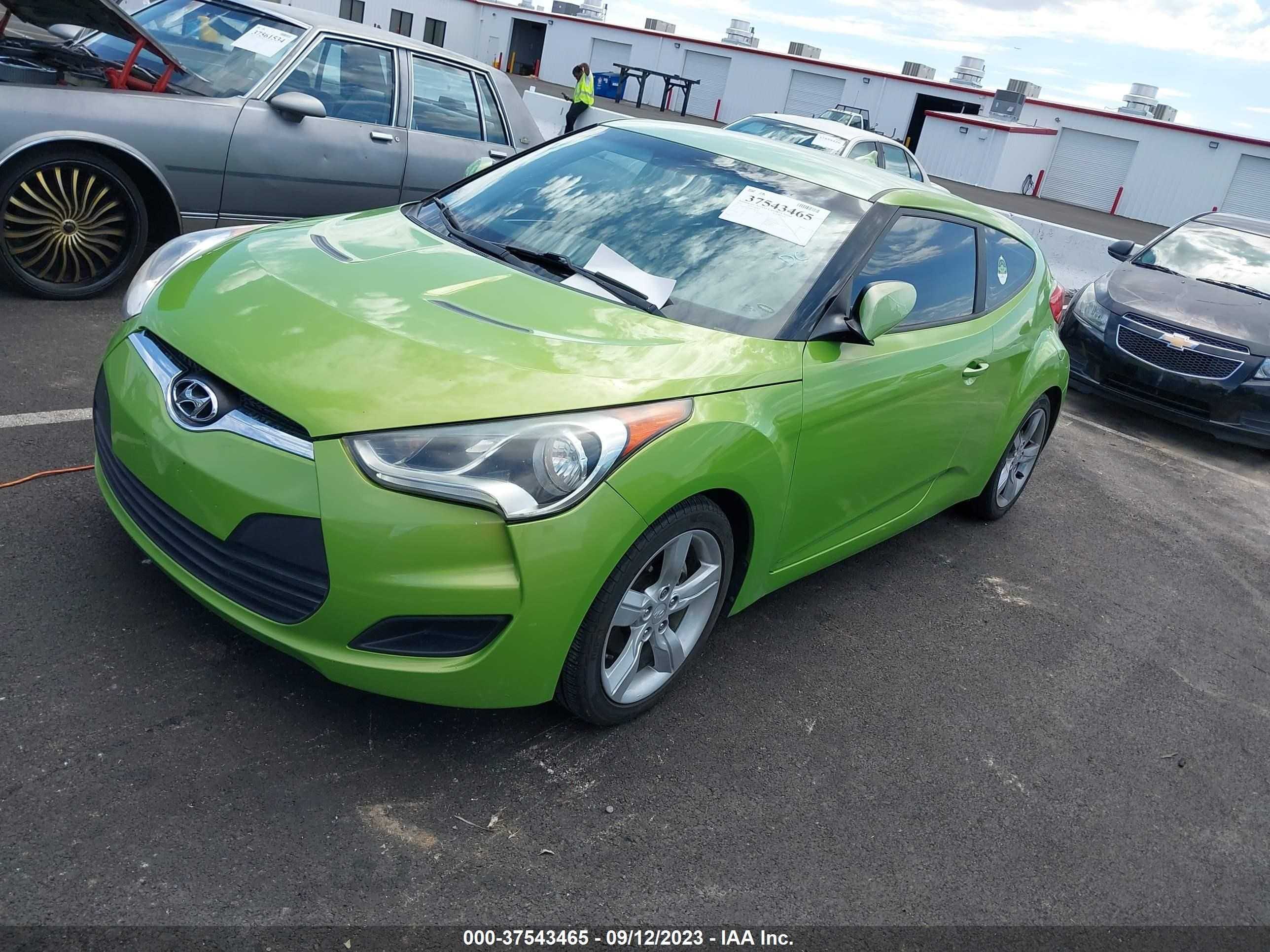 Photo 1 VIN: KMHTC6AD8CU065342 - HYUNDAI VELOSTER 