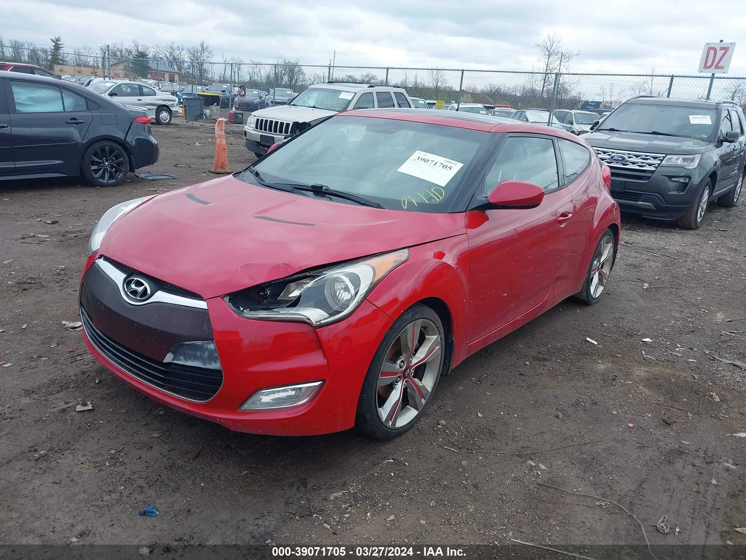 Photo 1 VIN: KMHTC6AD8CU076891 - HYUNDAI VELOSTER 