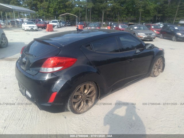 Photo 3 VIN: KMHTC6AD8DU092624 - HYUNDAI VELOSTER 