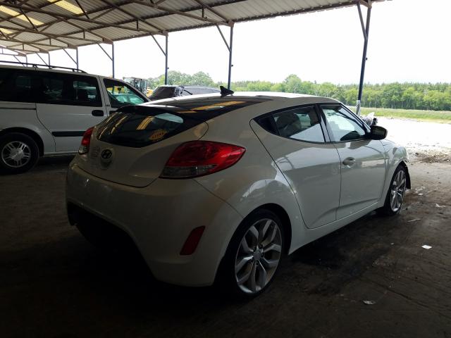 Photo 3 VIN: KMHTC6AD8DU110359 - HYUNDAI VELOSTER 