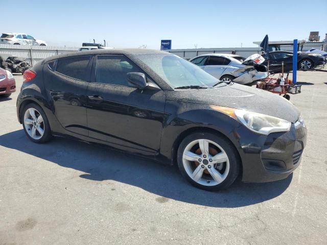 Photo 3 VIN: KMHTC6AD8DU117442 - HYUNDAI VELOSTER 