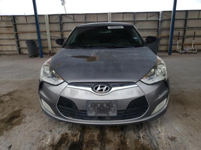 Photo 4 VIN: KMHTC6AD8DU124729 - HYUNDAI VELOSTER 