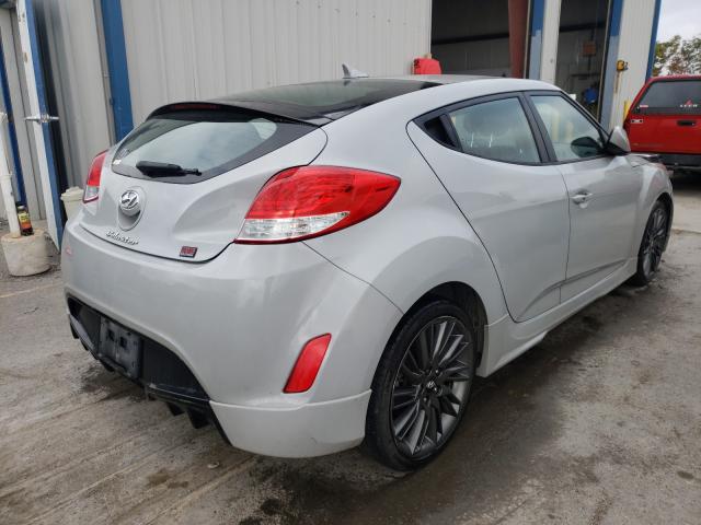 Photo 3 VIN: KMHTC6AD8DU129431 - HYUNDAI VELOSTER 