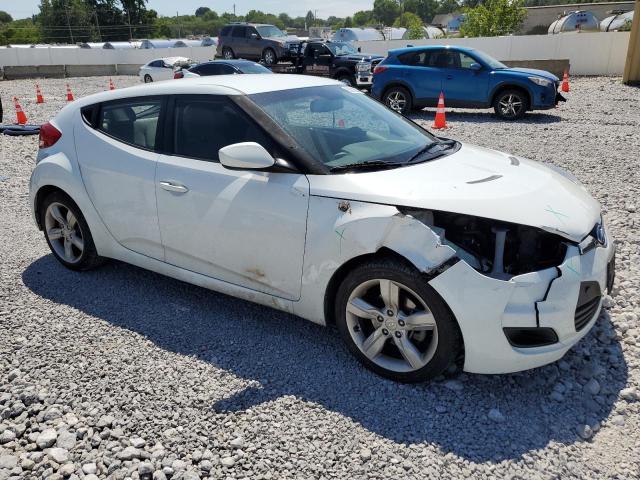 Photo 3 VIN: KMHTC6AD8DU132894 - HYUNDAI VELOSTER 