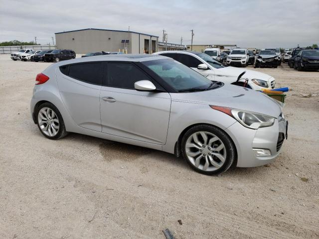 Photo 3 VIN: KMHTC6AD8DU142244 - HYUNDAI VELOSTER 