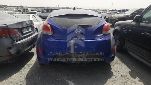 Photo 5 VIN: KMHTC6AD8DU146729 - HYUNDAI VELOSTER 