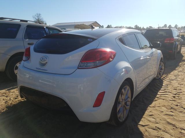 Photo 3 VIN: KMHTC6AD8DU163188 - HYUNDAI VELOSTER 