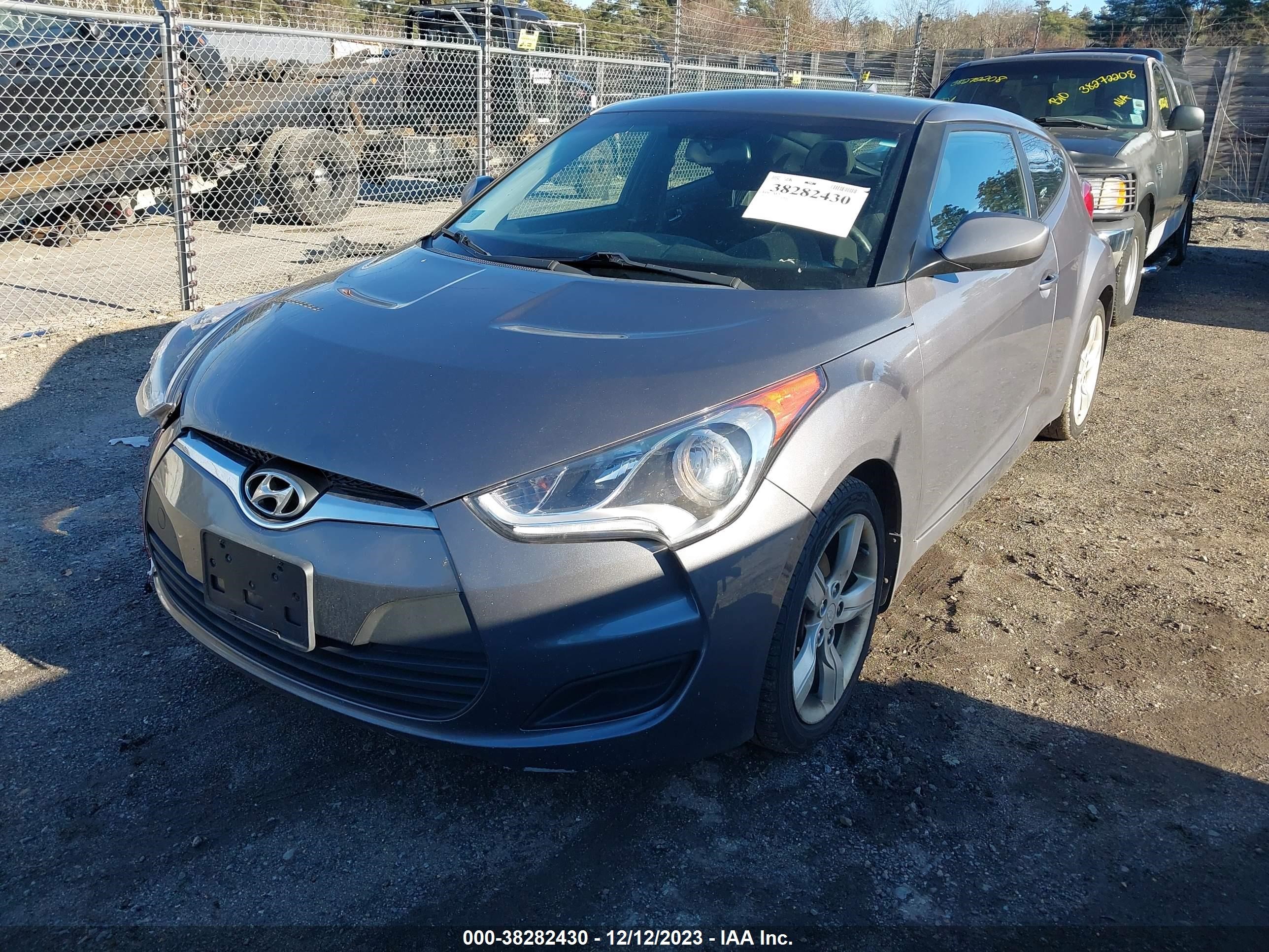 Photo 1 VIN: KMHTC6AD8DU167838 - HYUNDAI VELOSTER 