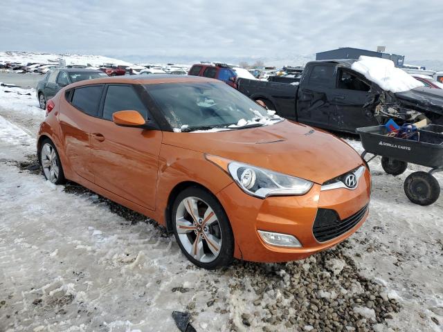 Photo 3 VIN: KMHTC6AD8DU176300 - HYUNDAI VELOSTER 