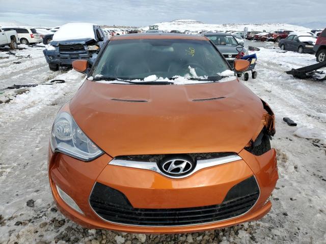 Photo 4 VIN: KMHTC6AD8DU176300 - HYUNDAI VELOSTER 