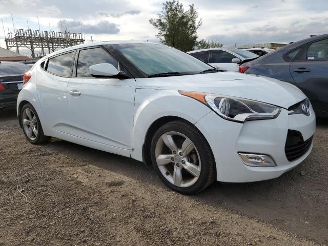 Photo 3 VIN: KMHTC6AD8EU195866 - HYUNDAI VELOSTER 