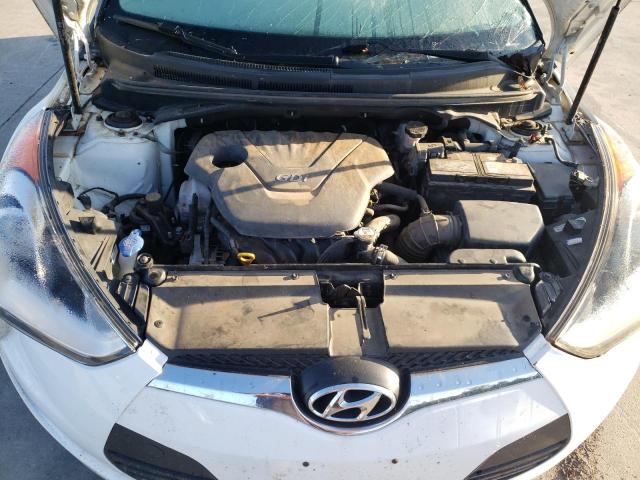 Photo 10 VIN: KMHTC6AD8FU224218 - HYUNDAI VELOSTER 