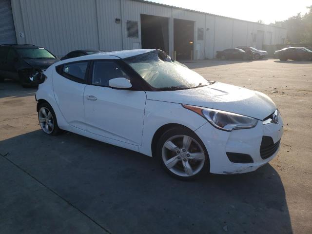 Photo 3 VIN: KMHTC6AD8FU224218 - HYUNDAI VELOSTER 