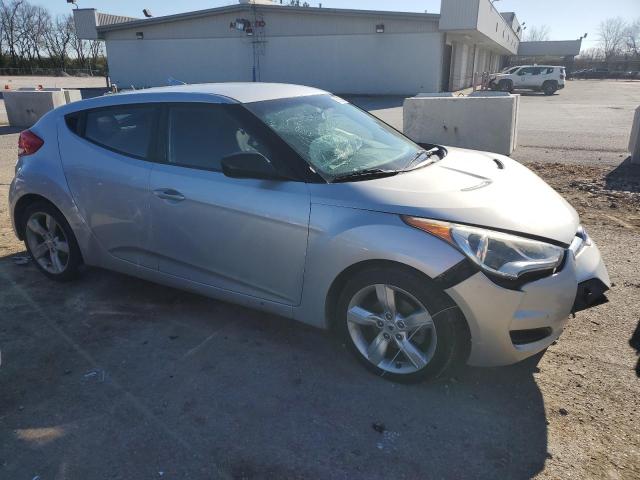 Photo 3 VIN: KMHTC6AD8FU225658 - HYUNDAI VELOSTER 