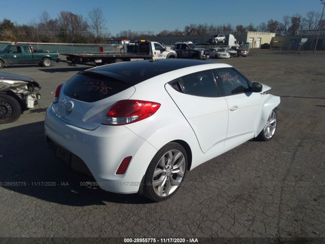 Photo 3 VIN: KMHTC6AD8FU229662 - HYUNDAI VELOSTER 