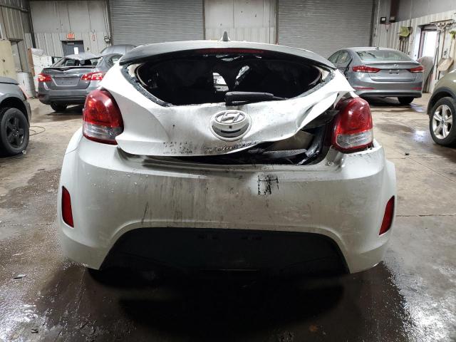 Photo 5 VIN: KMHTC6AD8FU233839 - HYUNDAI VELOSTER 