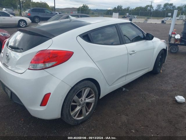 Photo 3 VIN: KMHTC6AD8FU236479 - HYUNDAI VELOSTER 