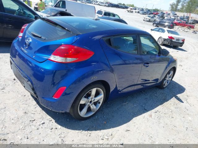 Photo 3 VIN: KMHTC6AD8FU242993 - HYUNDAI VELOSTER 