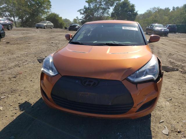 Photo 4 VIN: KMHTC6AD8FU243478 - HYUNDAI VELOSTER 