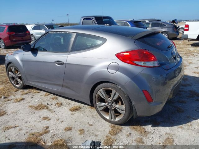 Photo 2 VIN: KMHTC6AD8GU251999 - HYUNDAI VELOSTER 