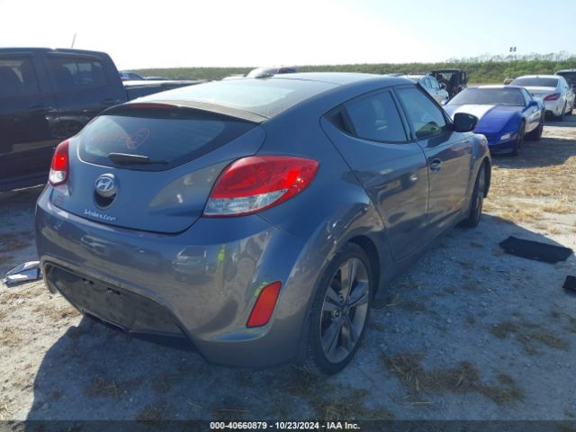 Photo 3 VIN: KMHTC6AD8GU251999 - HYUNDAI VELOSTER 