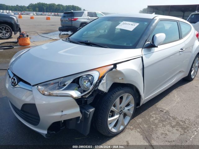 Photo 5 VIN: KMHTC6AD8GU263263 - HYUNDAI VELOSTER 