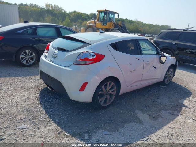 Photo 3 VIN: KMHTC6AD8GU269869 - HYUNDAI VELOSTER 