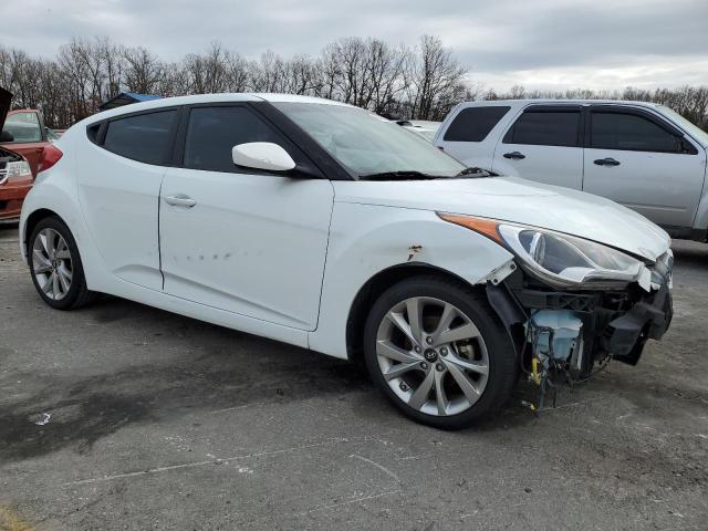 Photo 3 VIN: KMHTC6AD8GU281827 - HYUNDAI VELOSTER 