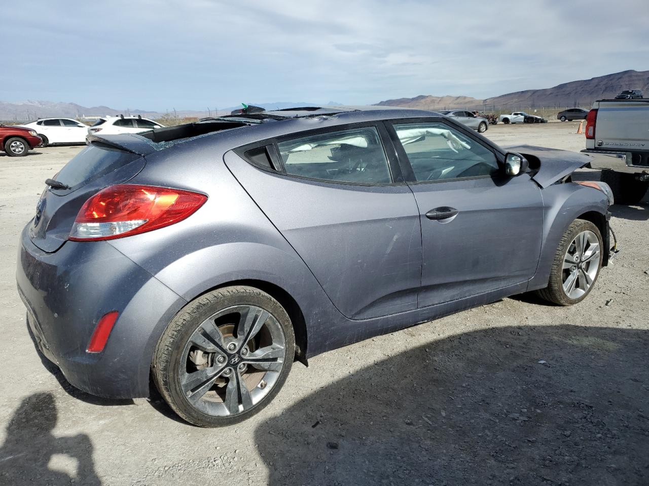 Photo 2 VIN: KMHTC6AD8GU288762 - HYUNDAI VELOSTER 