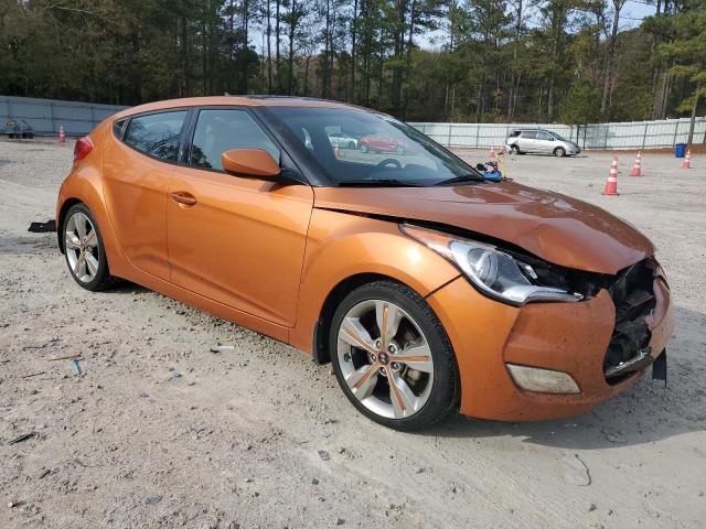 Photo 3 VIN: KMHTC6AD8GU303650 - HYUNDAI VELOSTER 