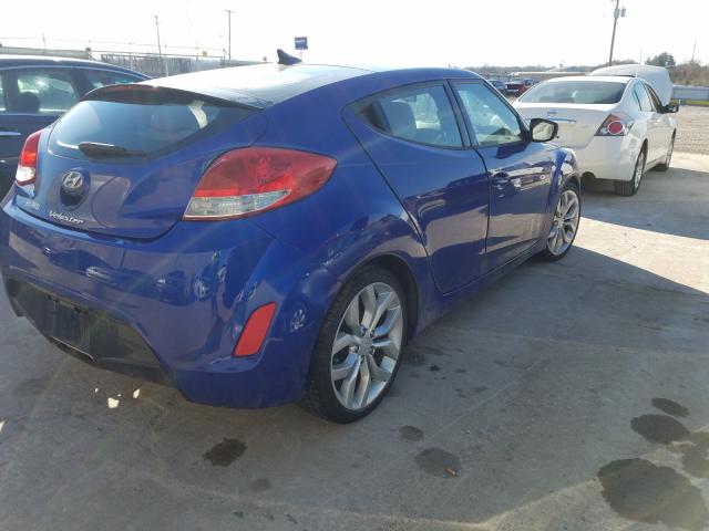 Photo 3 VIN: KMHTC6AD9CU025528 - HYUNDAI VELOSTER 