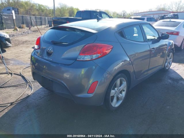 Photo 3 VIN: KMHTC6AD9CU036691 - HYUNDAI VELOSTER 