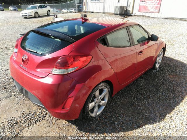 Photo 3 VIN: KMHTC6AD9CU042247 - HYUNDAI VELOSTER 