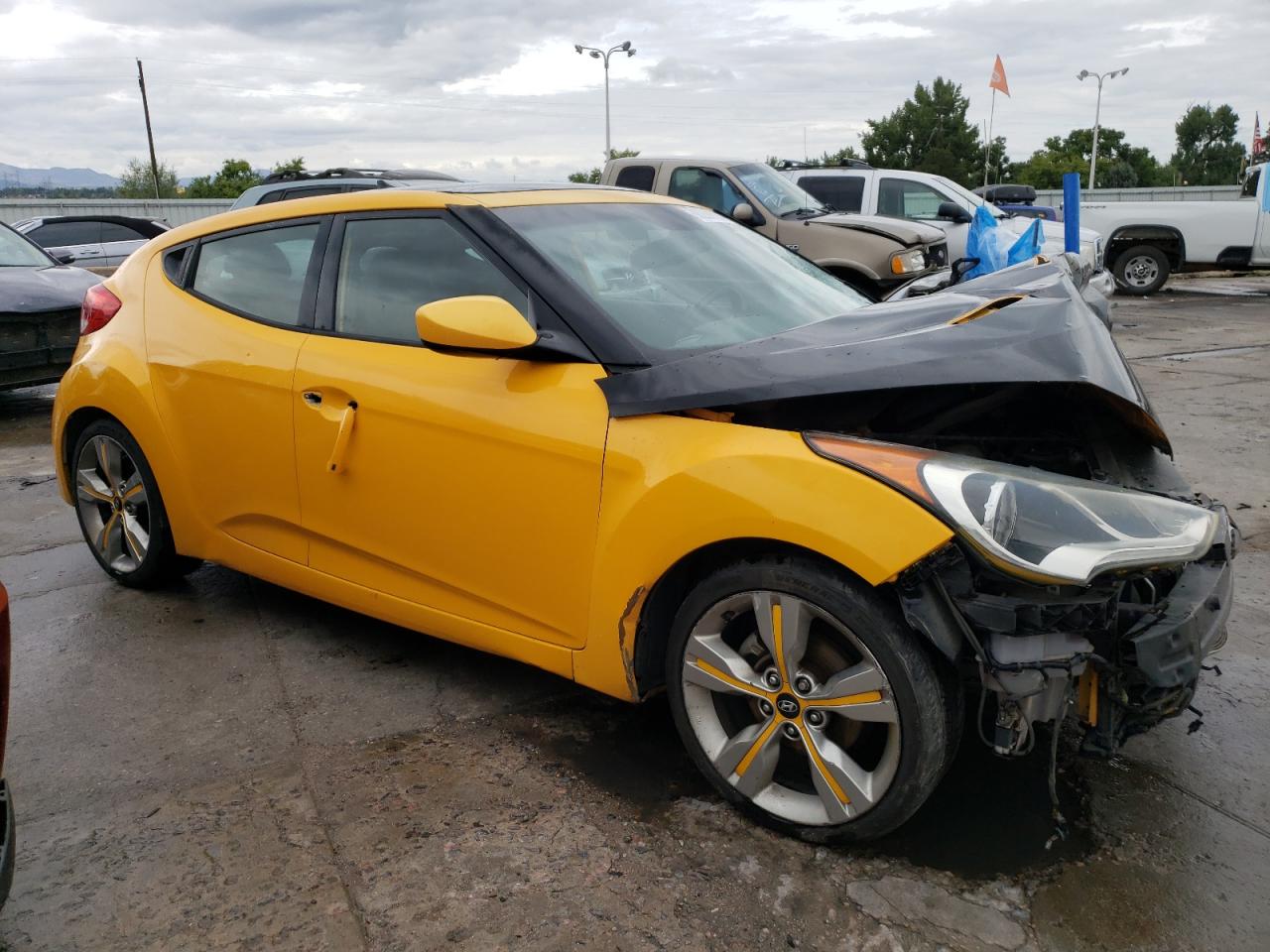 Photo 3 VIN: KMHTC6AD9CU053684 - HYUNDAI VELOSTER 