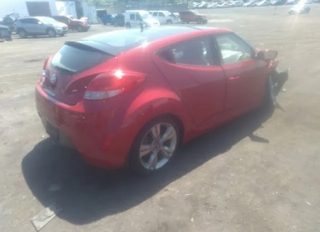 Photo 3 VIN: KMHTC6AD9CU058769 - HYUNDAI VELOSTER 