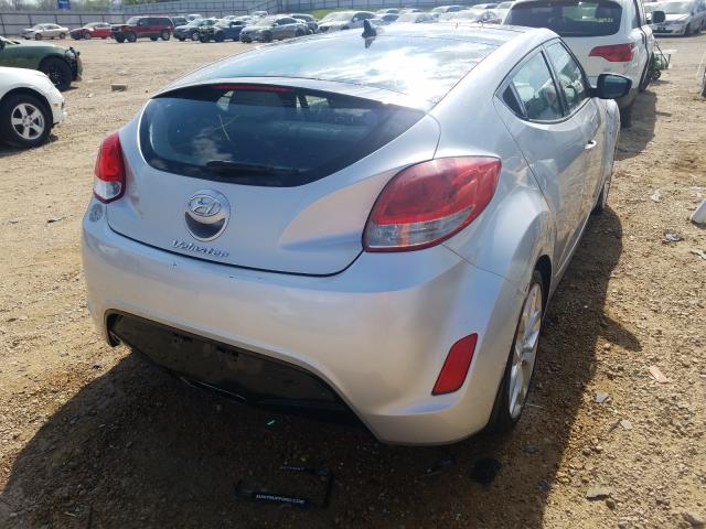 Photo 3 VIN: KMHTC6AD9CU059985 - HYUNDAI VELOSTER 