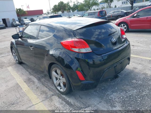 Photo 2 VIN: KMHTC6AD9DU091837 - HYUNDAI VELOSTER 